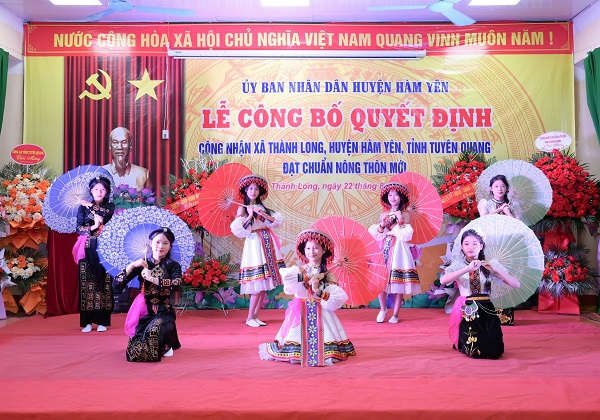 Chương trình văn nghệ chào mừng 
